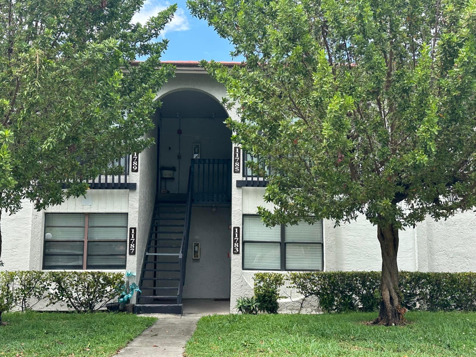 11783 NW 30th Street — photo 3