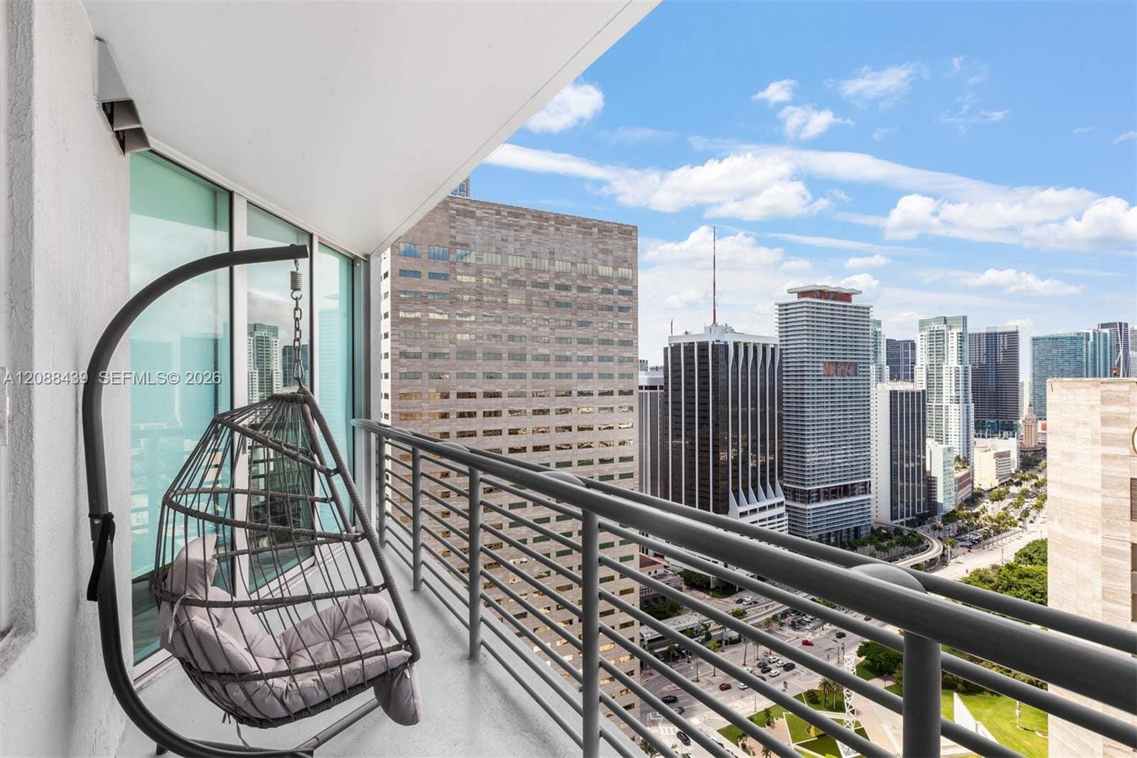 335 Biscayne Boulevard 3904, Miami, FL 33131 photo 14