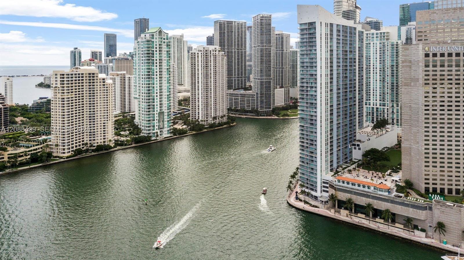 335 Biscayne Boulevard 3904, Miami, FL 33131 photo 16