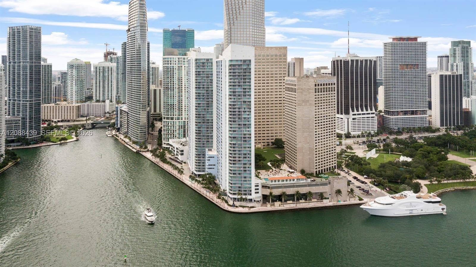 335 Biscayne Boulevard 3904 — photo 10