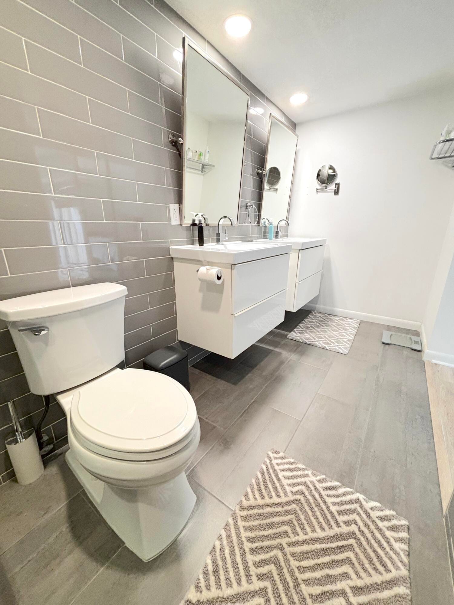 1700 Embassy Drive 403, West Palm Beach, FL 33401 photo 13