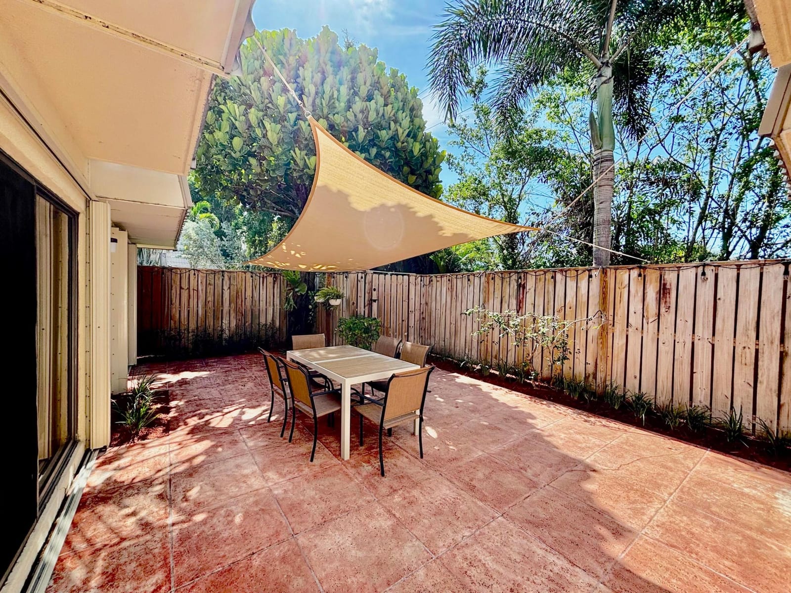 1700 Embassy Drive 403, West Palm Beach, FL 33401 photo 19