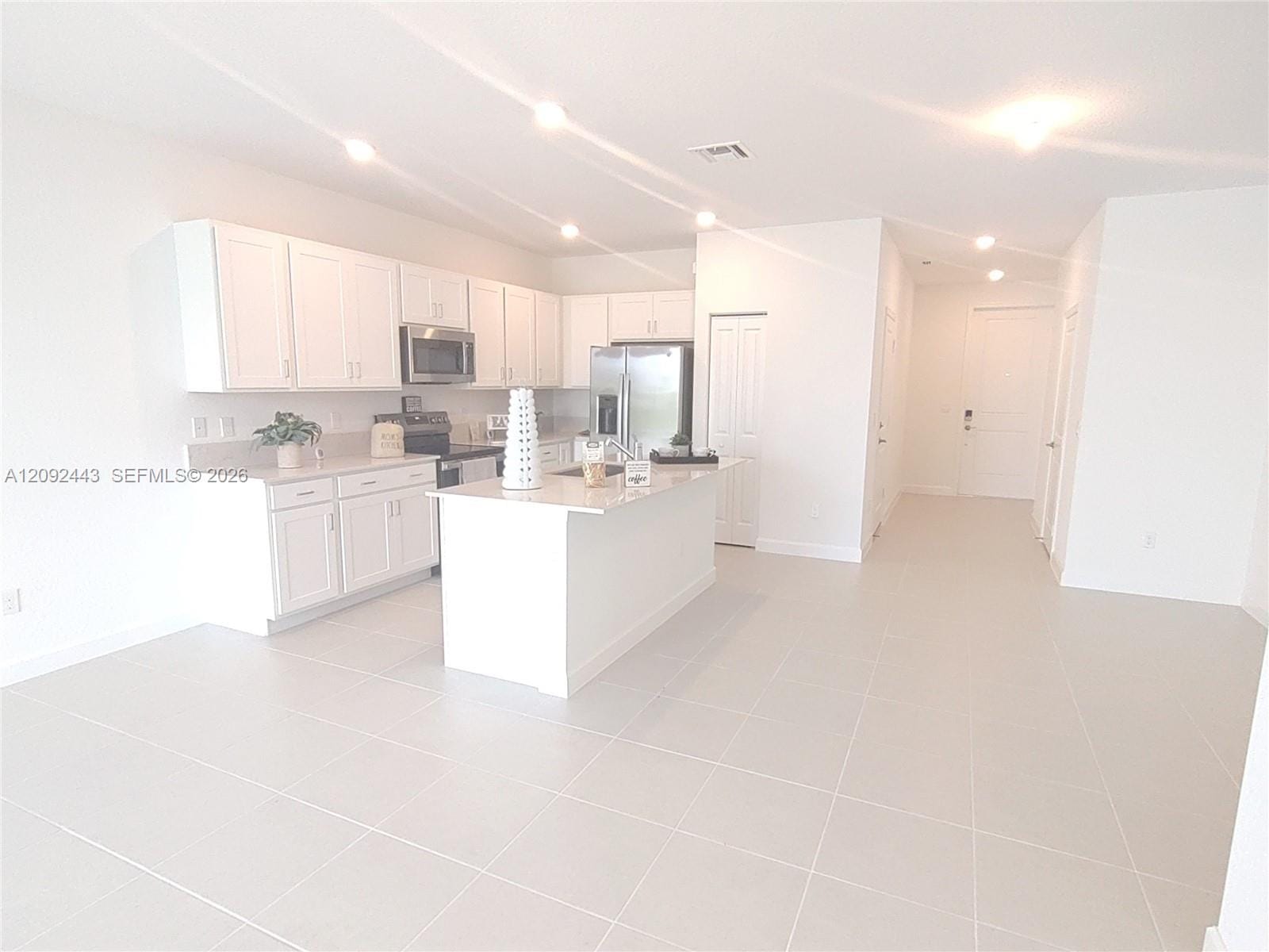 390 SE Crossoak Lane, Port St. Lucie, FL 34984 photo 5