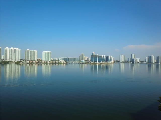 17600 N Bay Road N302, Sunny Isles Beach, FL 33160