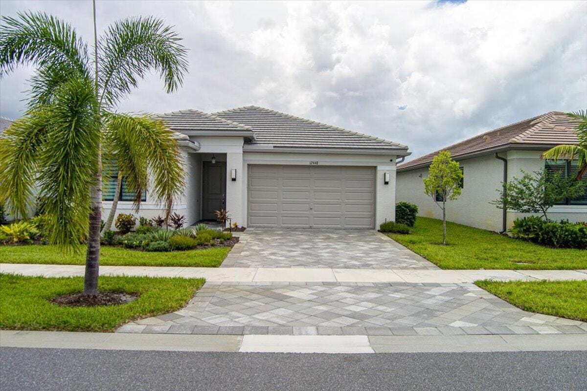 3 bedroom home for sale at 12448 BLUE MANGROVE, Port St Lucie, FL 34987 — $529,000