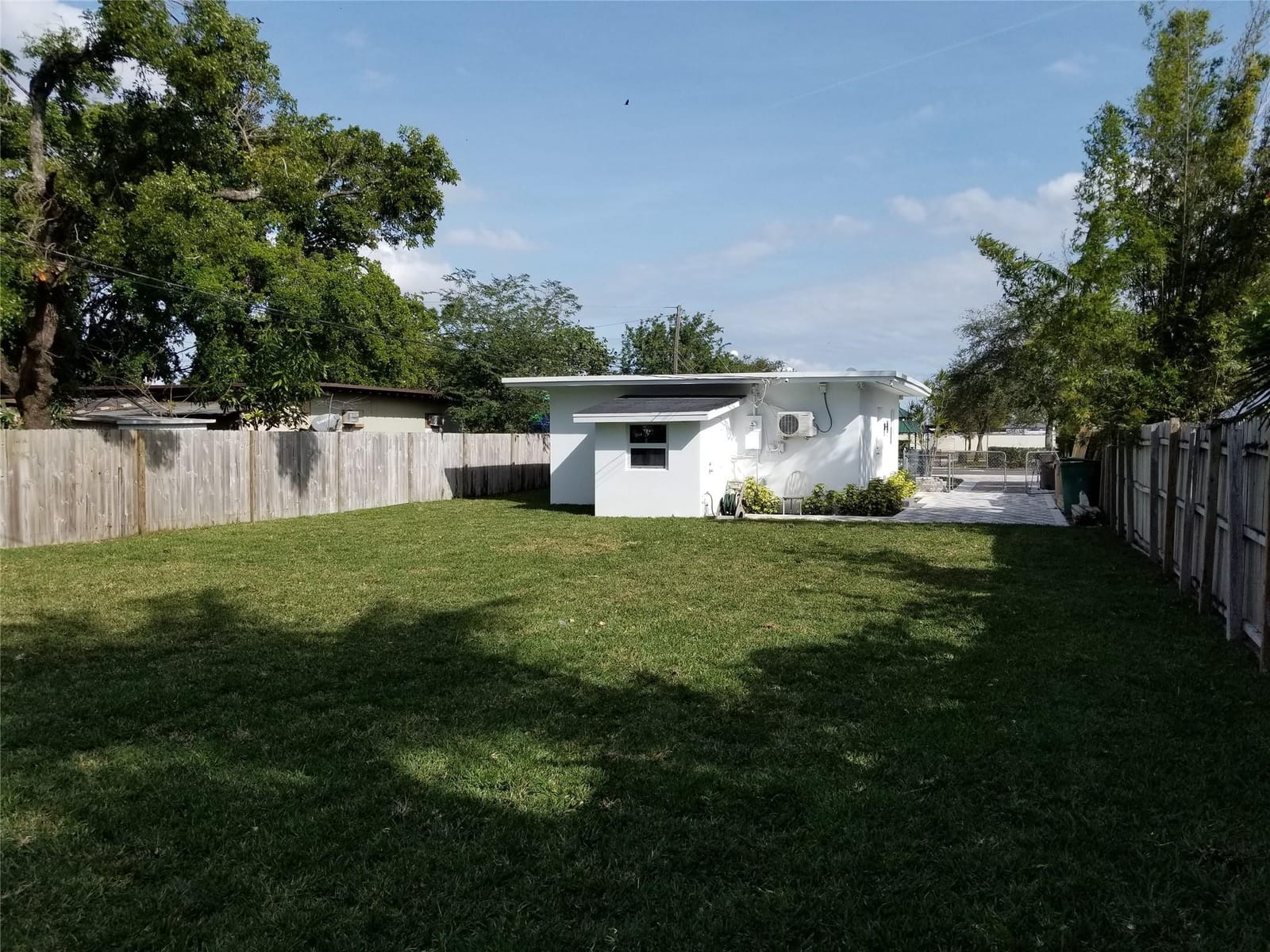 4217 SW 61st Avenue — photo 2