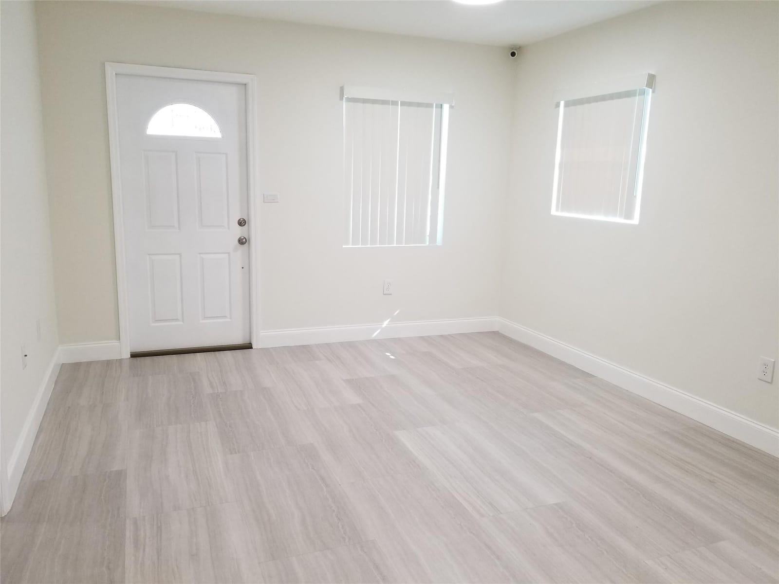 4217 SW 61st Avenue — photo 10