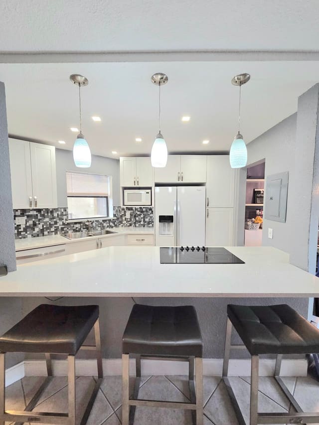 6655 W Broward Boulevard 203, Plantation, FL 33317