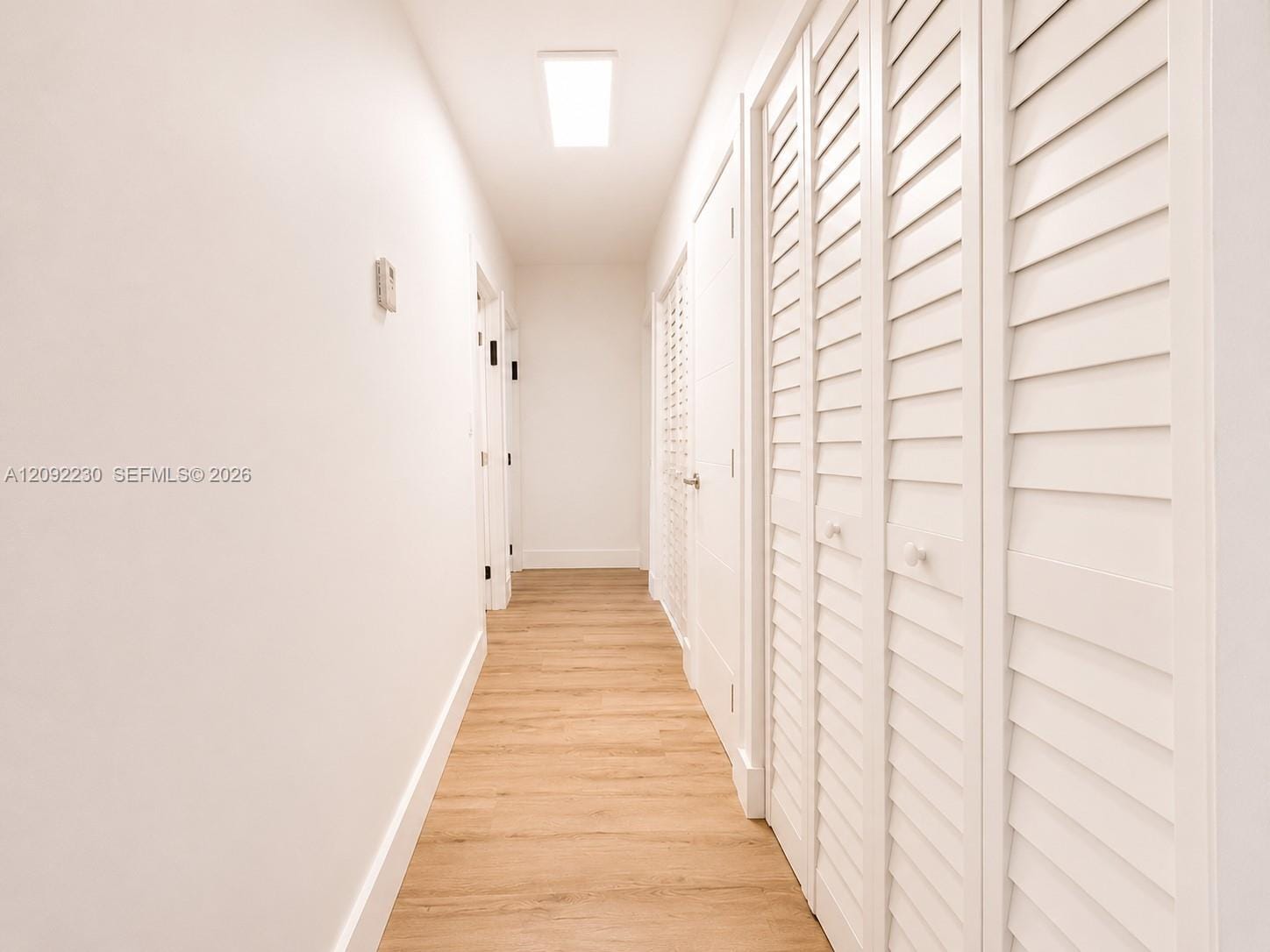 400 Kings Point Drive 1224 — photo 5