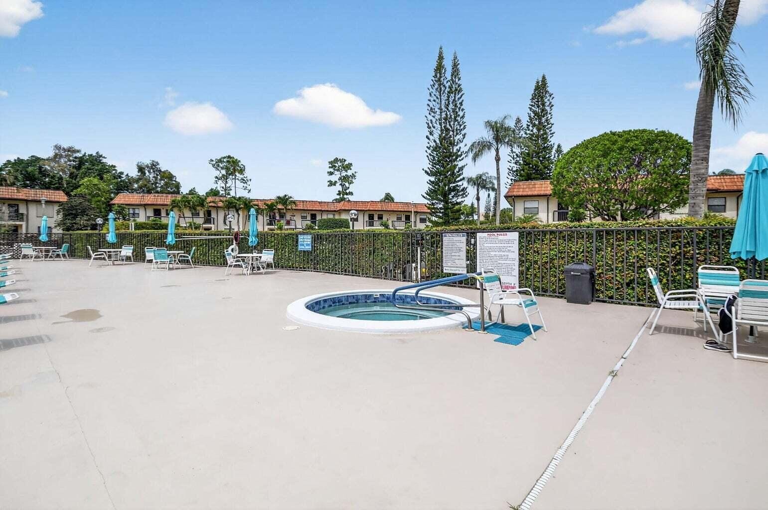 7101 GOLF COLONY Court 201, Lake Worth, FL 33467 photo 13