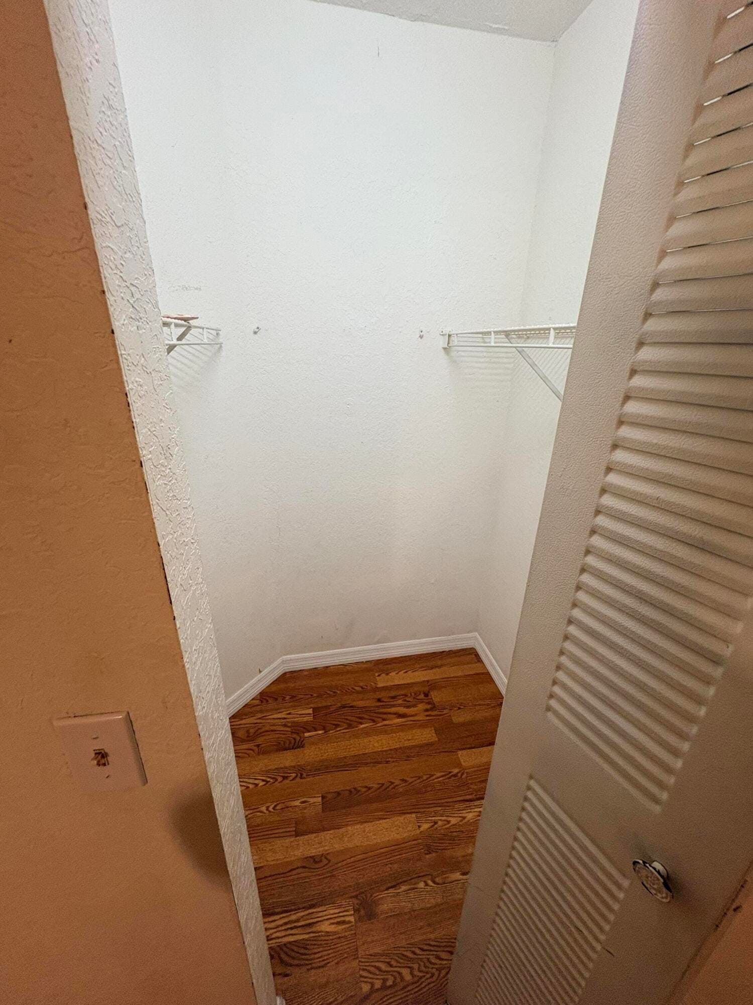 4245 S 57TH Avenue 101W — photo 7