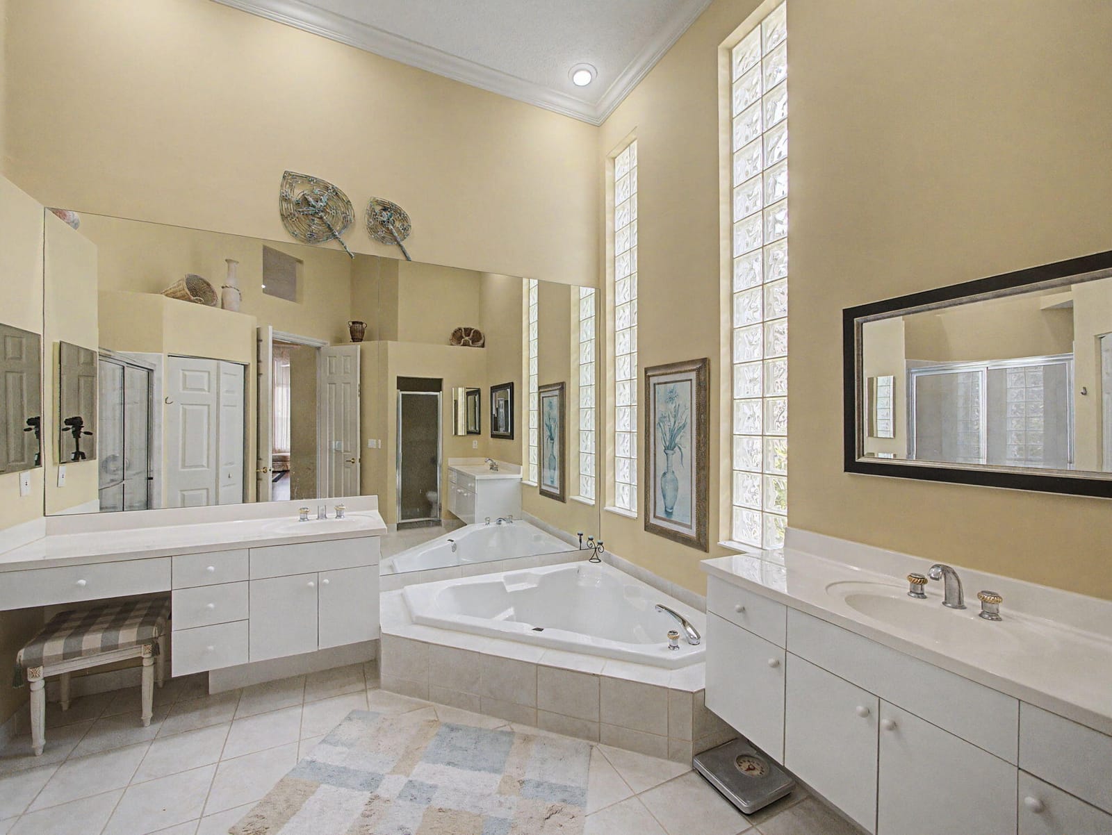 121 ORCHID CAY Drive — photo 11