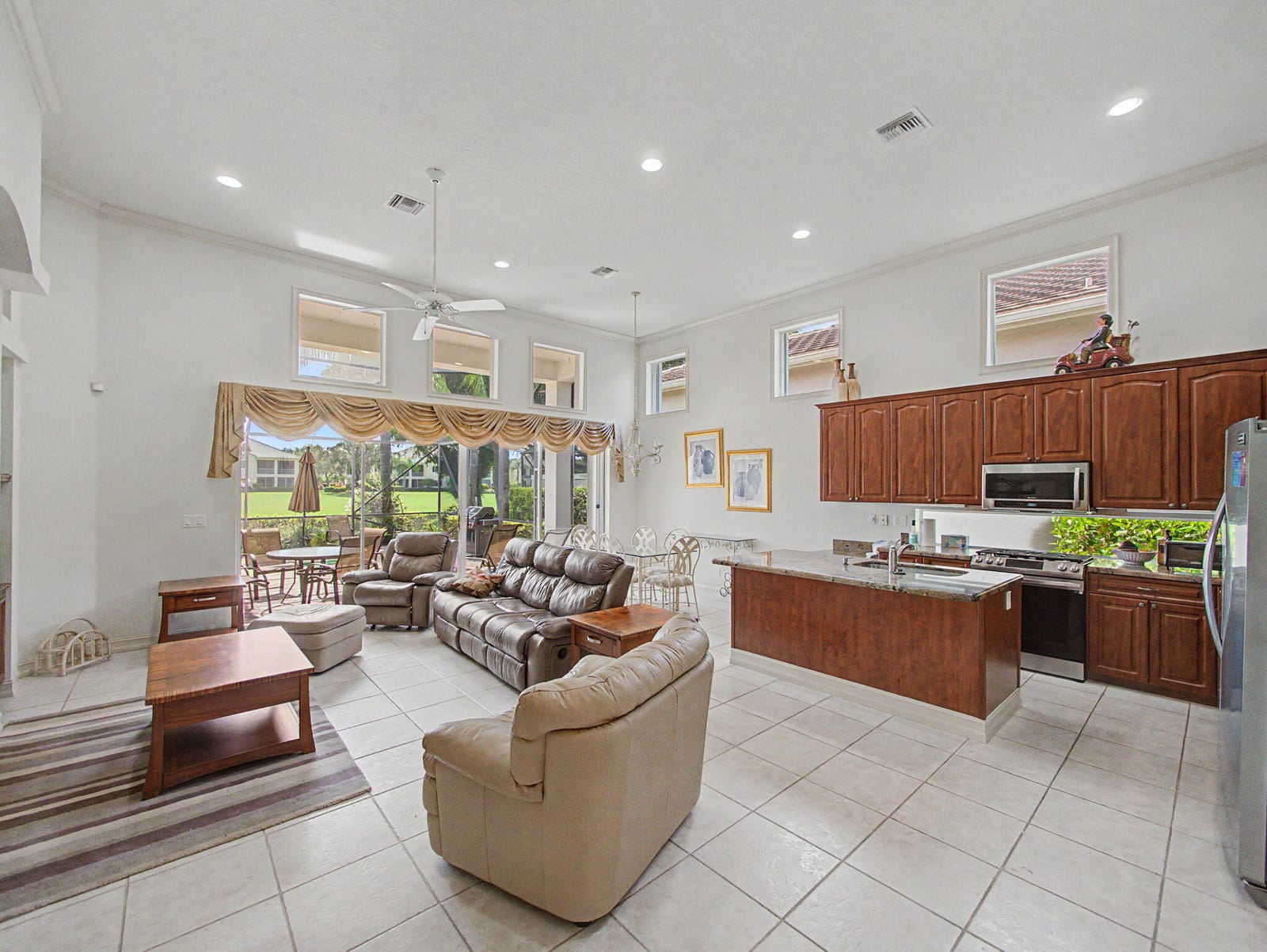 121 ORCHID CAY Drive — photo 6