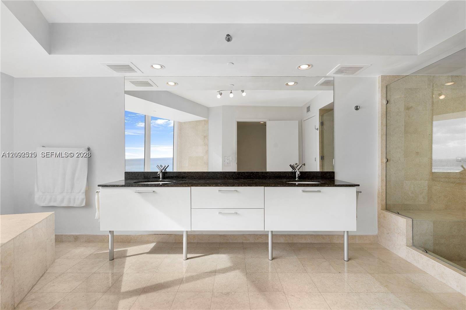 17201 Collins Avenue 3101, Sunny Isles Beach, FL 33160 photo 18
