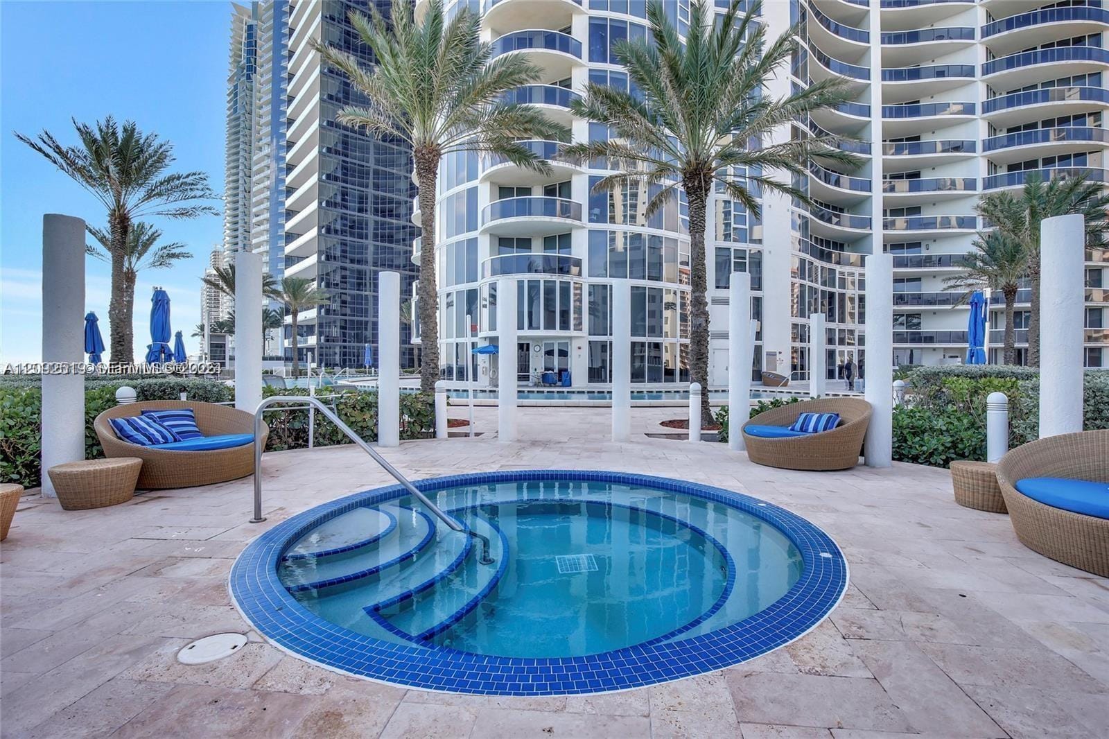 17201 Collins Avenue 3101, Sunny Isles Beach, FL 33160 photo 4