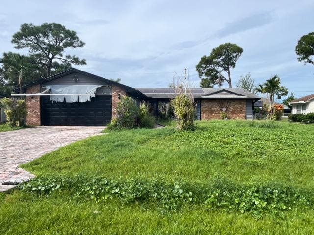 2562 SE Petit Lane, Port St. Lucie, FL 34952