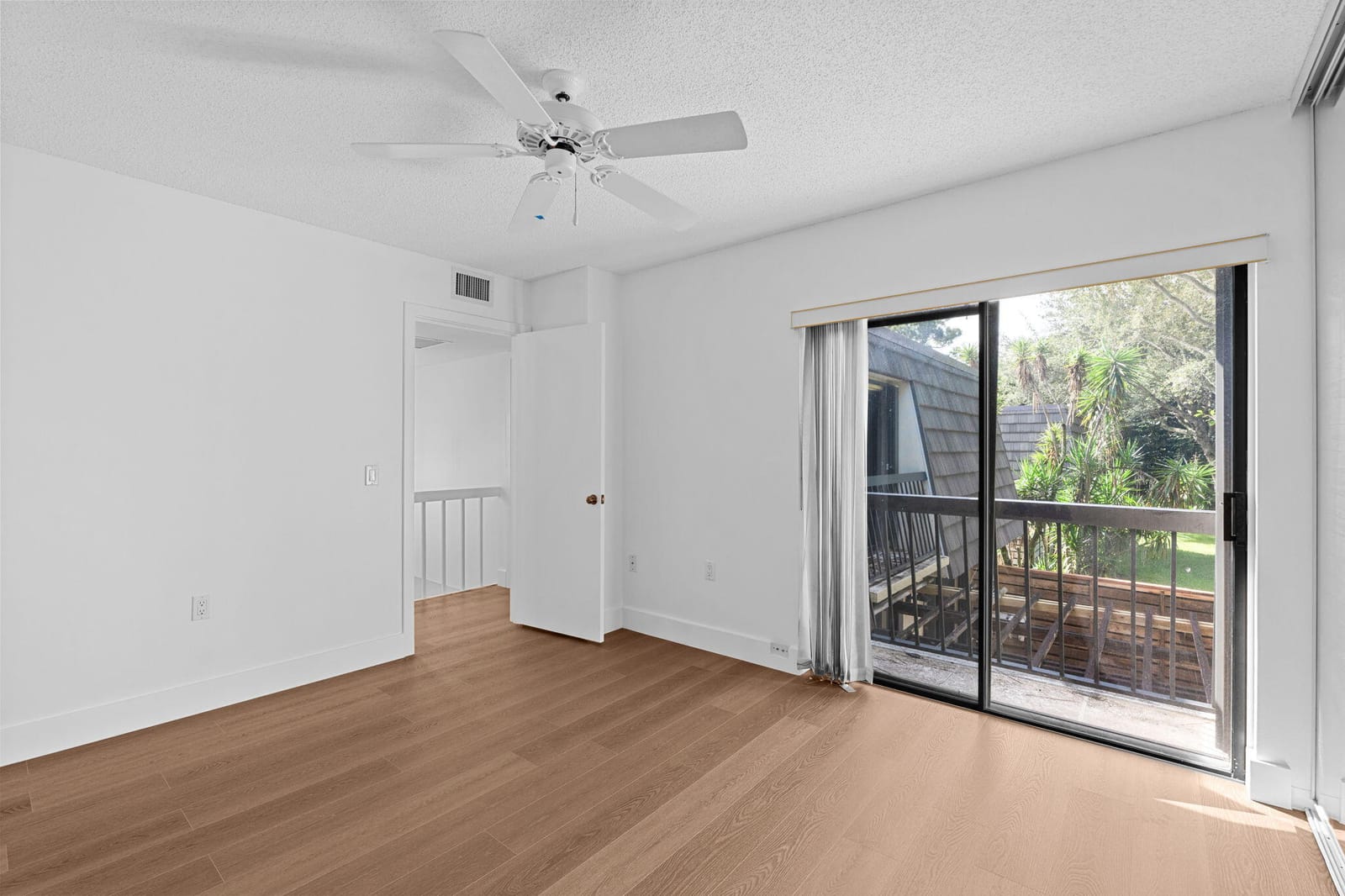 1611 16th Terrace — photo 12