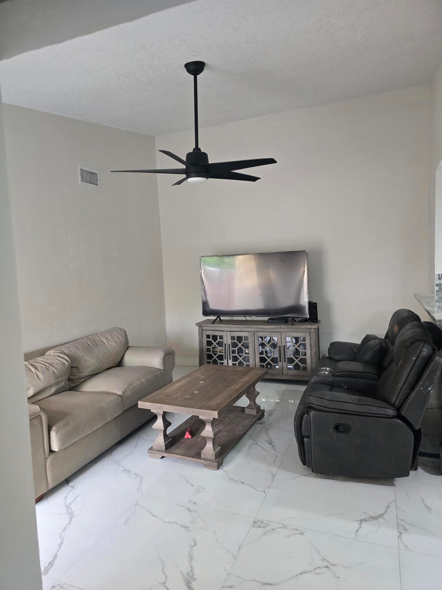 3801 WATERVIEW Circle, Palm Springs, FL 33461 photo 6