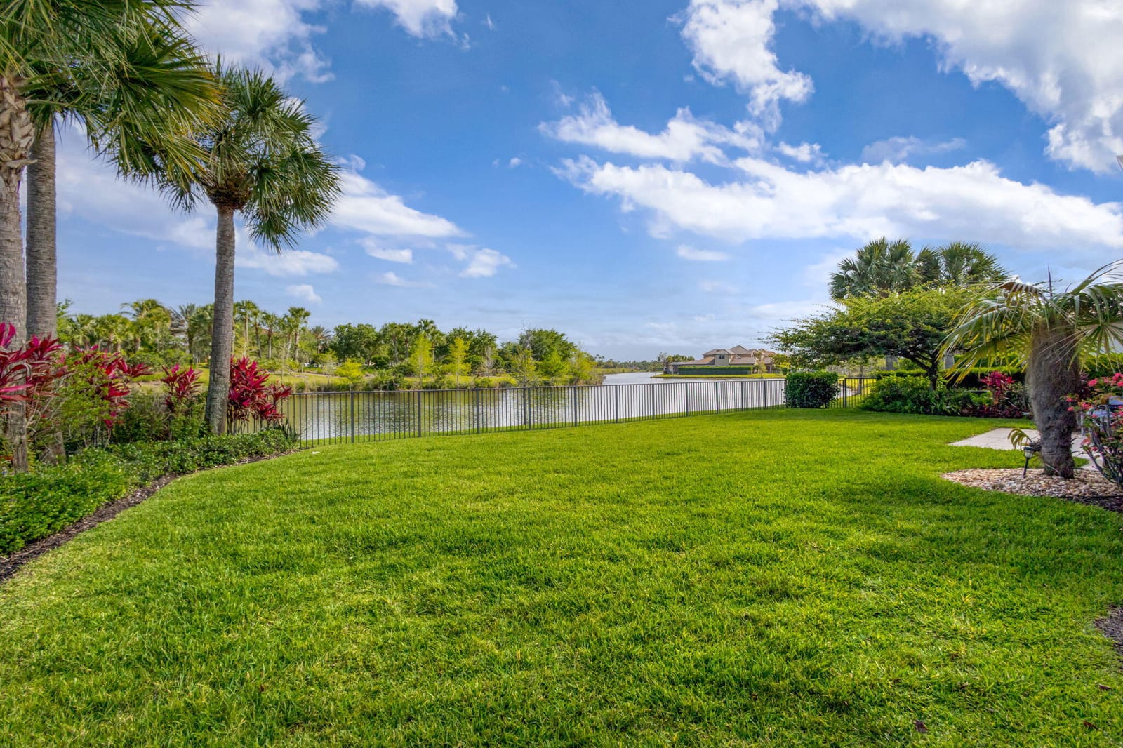 532 Sonoma Isles Circle, Jupiter, FL 33478 photo 5
