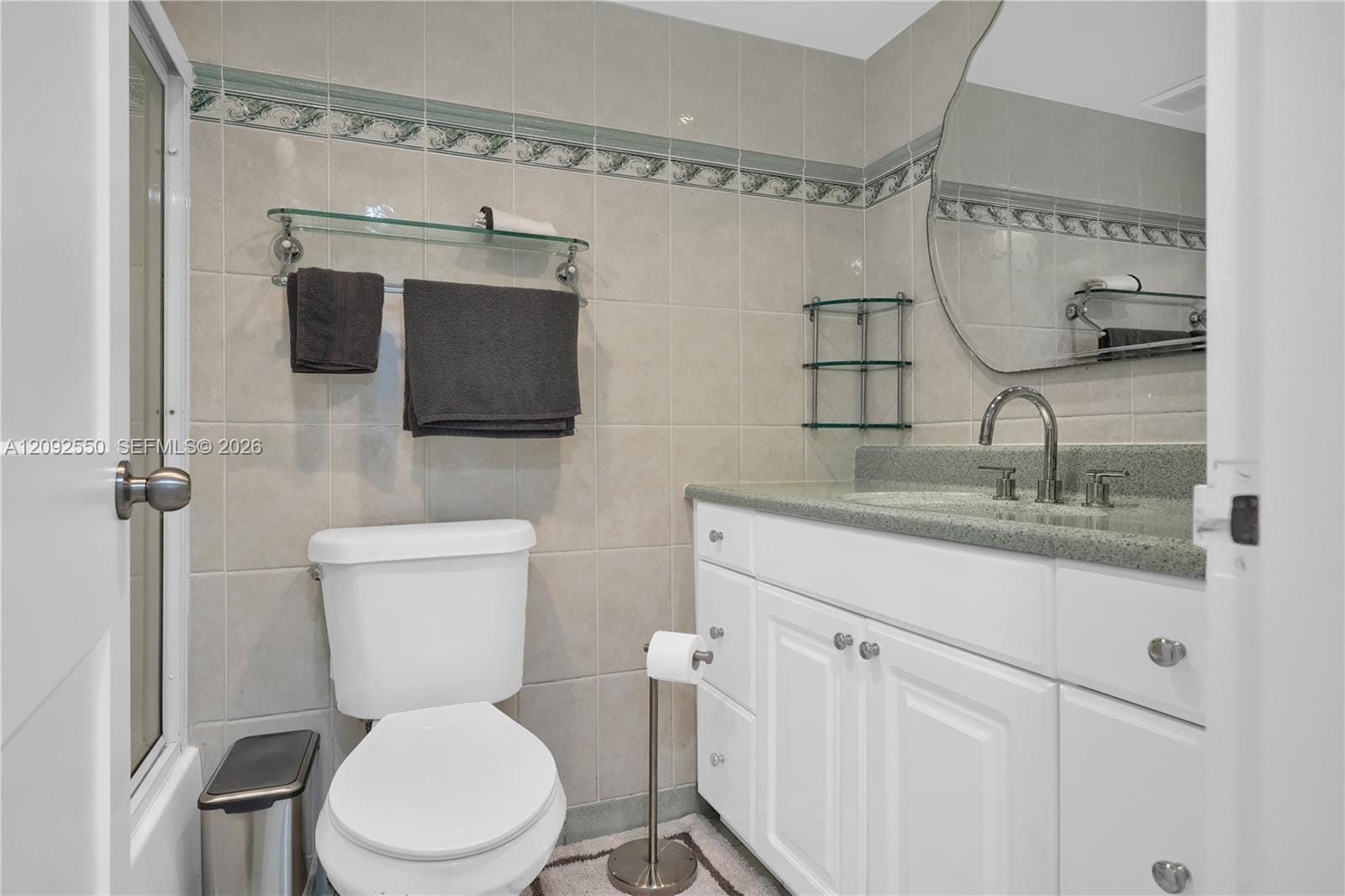 5401 E Collins Avenue 601, Miami Beach, FL 33140 photo 28