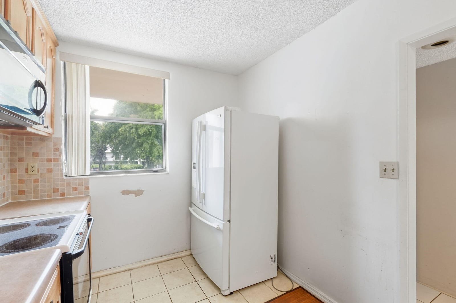 8425 Forest Hills Drive 205 — photo 6