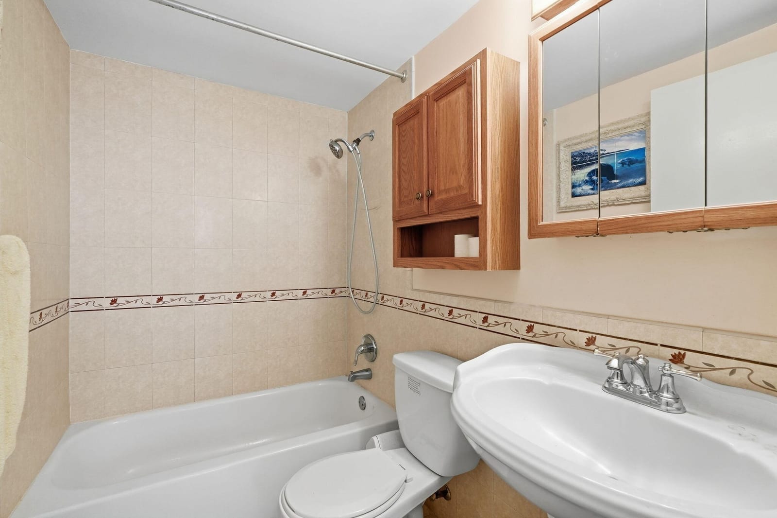 8425 Forest Hills Drive 205 — photo 8