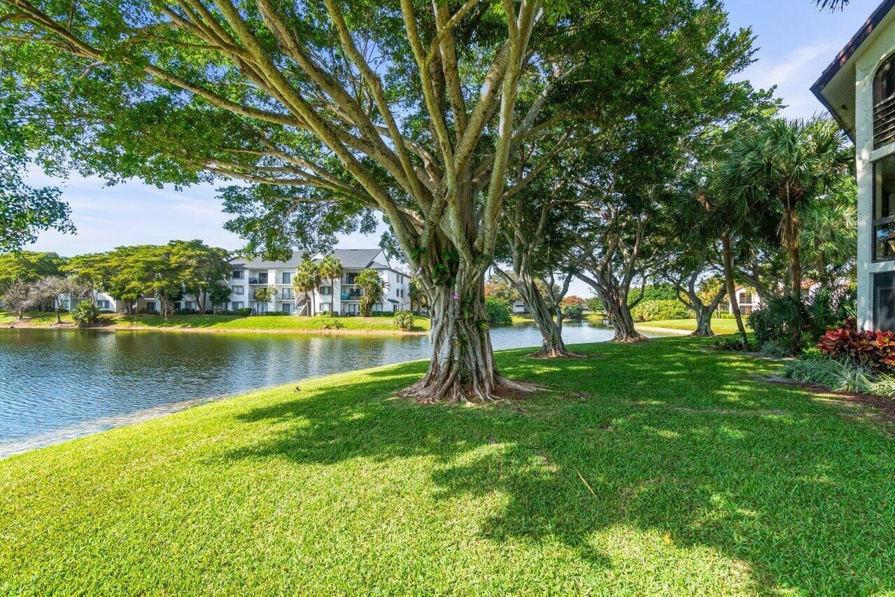 5380 CEDAR LAKE Drive 303, Boynton Beach, FL 33437 photo 28