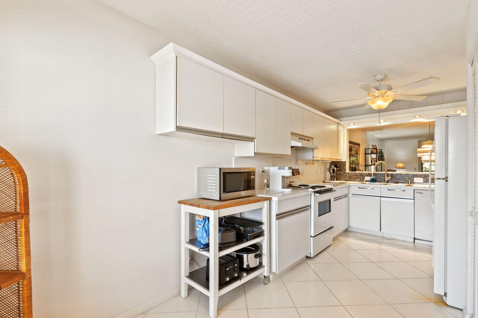 5380 CEDAR LAKE Drive 303 — photo 5
