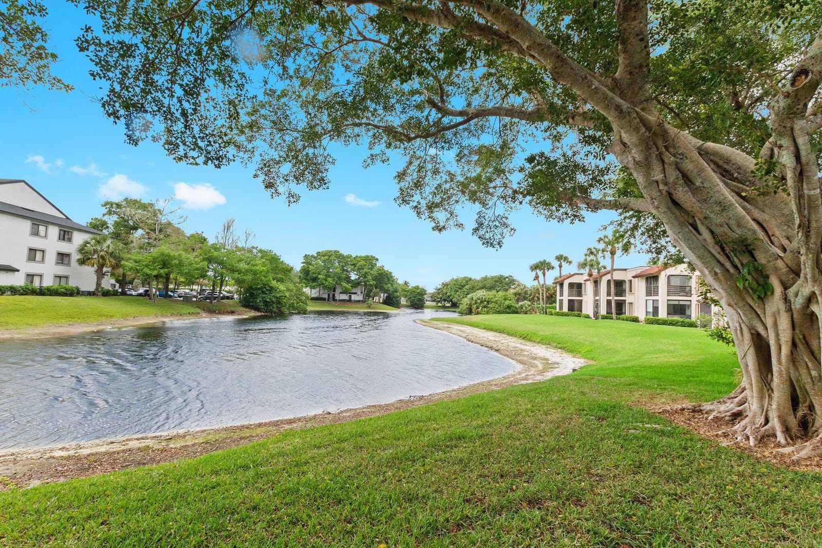 5380 CEDAR LAKE Drive 304, Boynton Beach, FL 33437 photo 24
