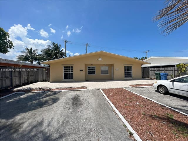 311 NW 57th Street 311, Oakland Park, FL 33309