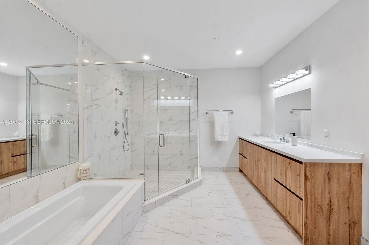 20 Isle Of Venice Drive 302, Fort Lauderdale, FL 33301 photo 19