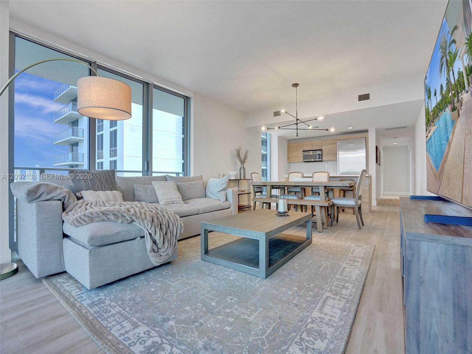 16385 Biscayne Boulevard 2107, North Miami Beach, FL 33160 photo 26