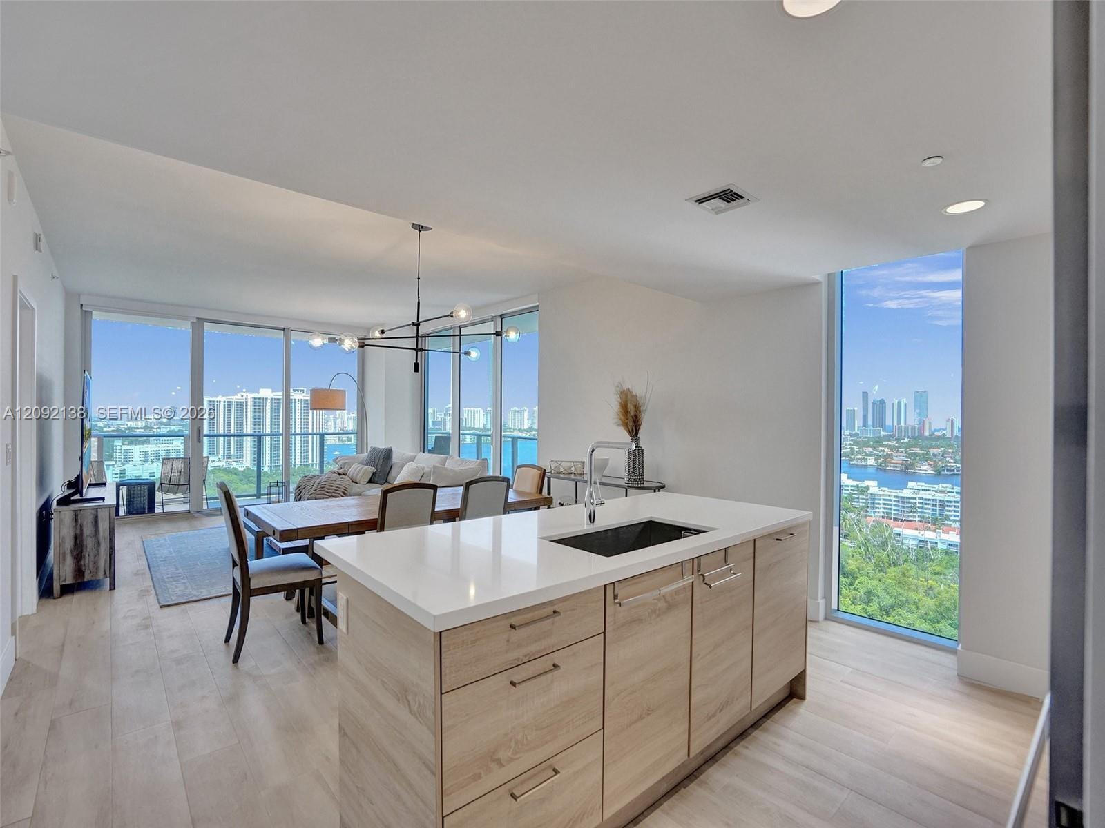 16385 Biscayne Boulevard 2107 — photo 10