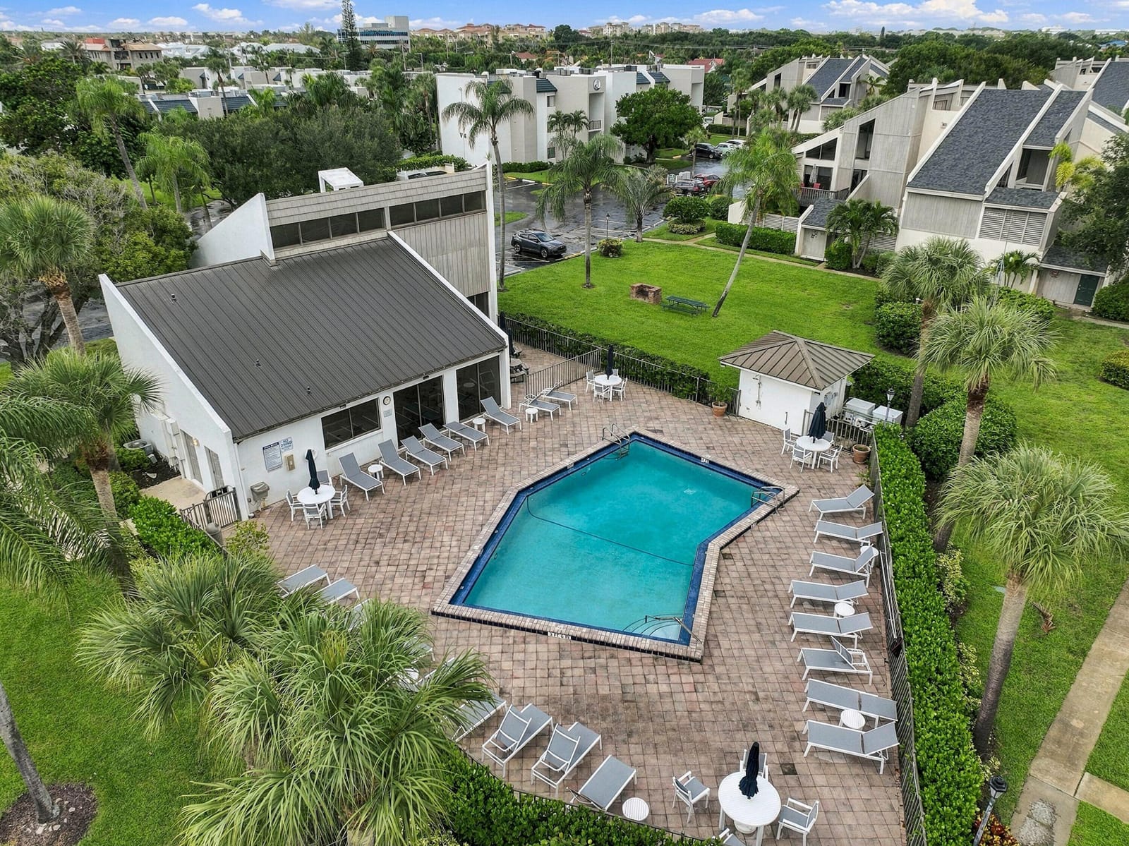 1605 S US Highway 1 13C, Jupiter, FL 33477 photo 28