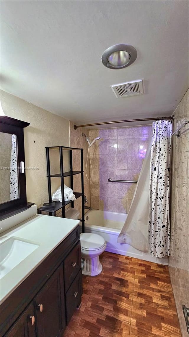 3954 Inverrary Drive B2, Lauderhill, FL 33319