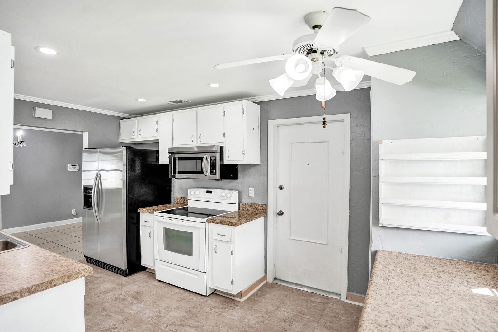 1013 SW 15th Street, Boynton Beach, FL 33426 photo 13