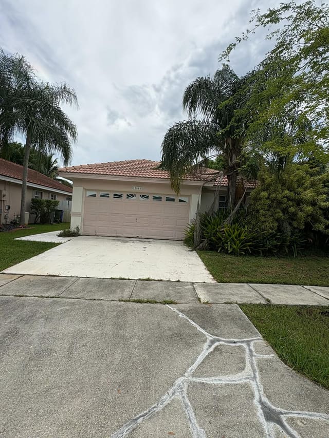 17664 SW 6TH Street, Pembroke Pines, FL 33029