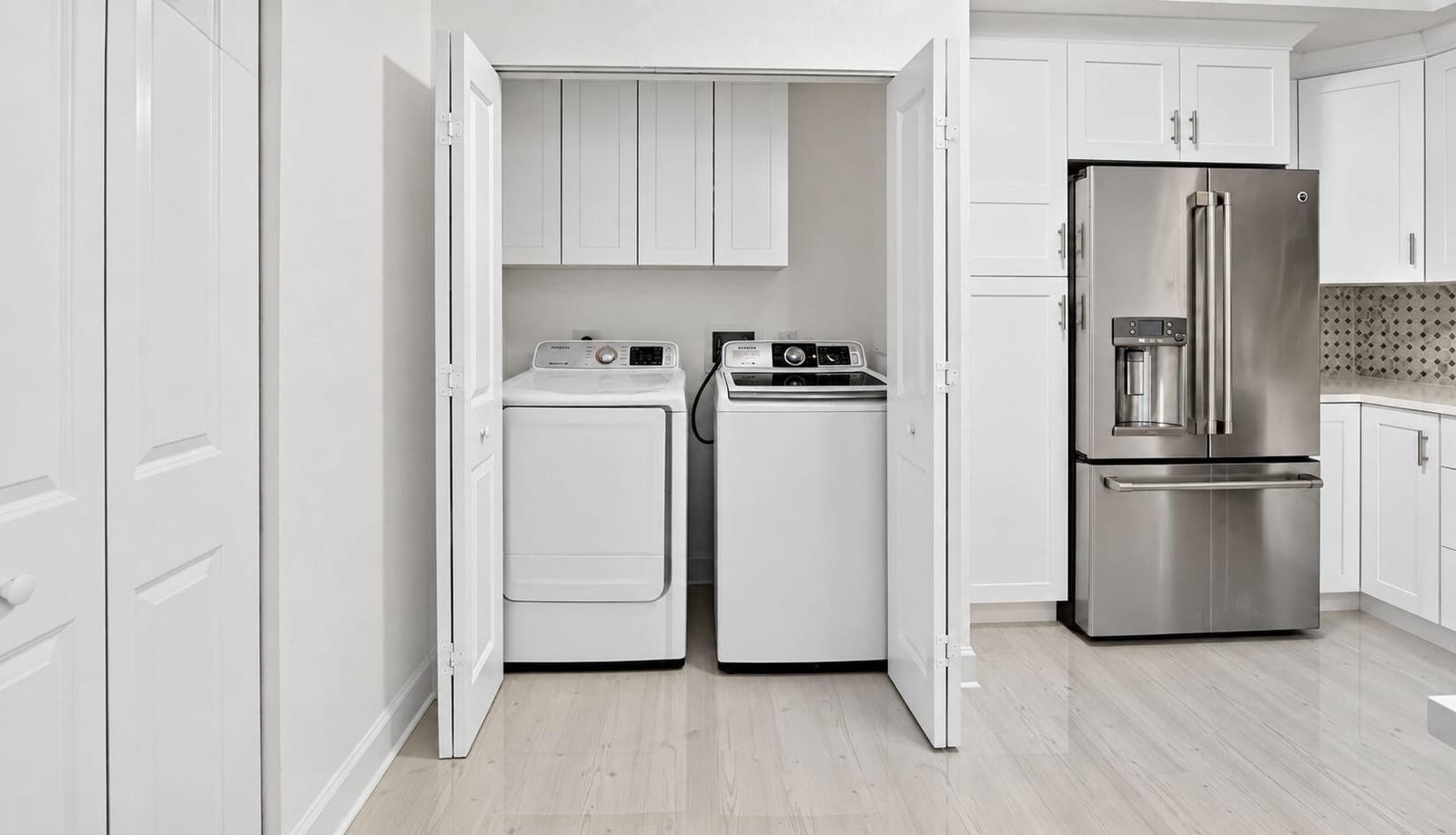 1690 RENAISSANCE COMMONS Boulevard 1201 — photo 4