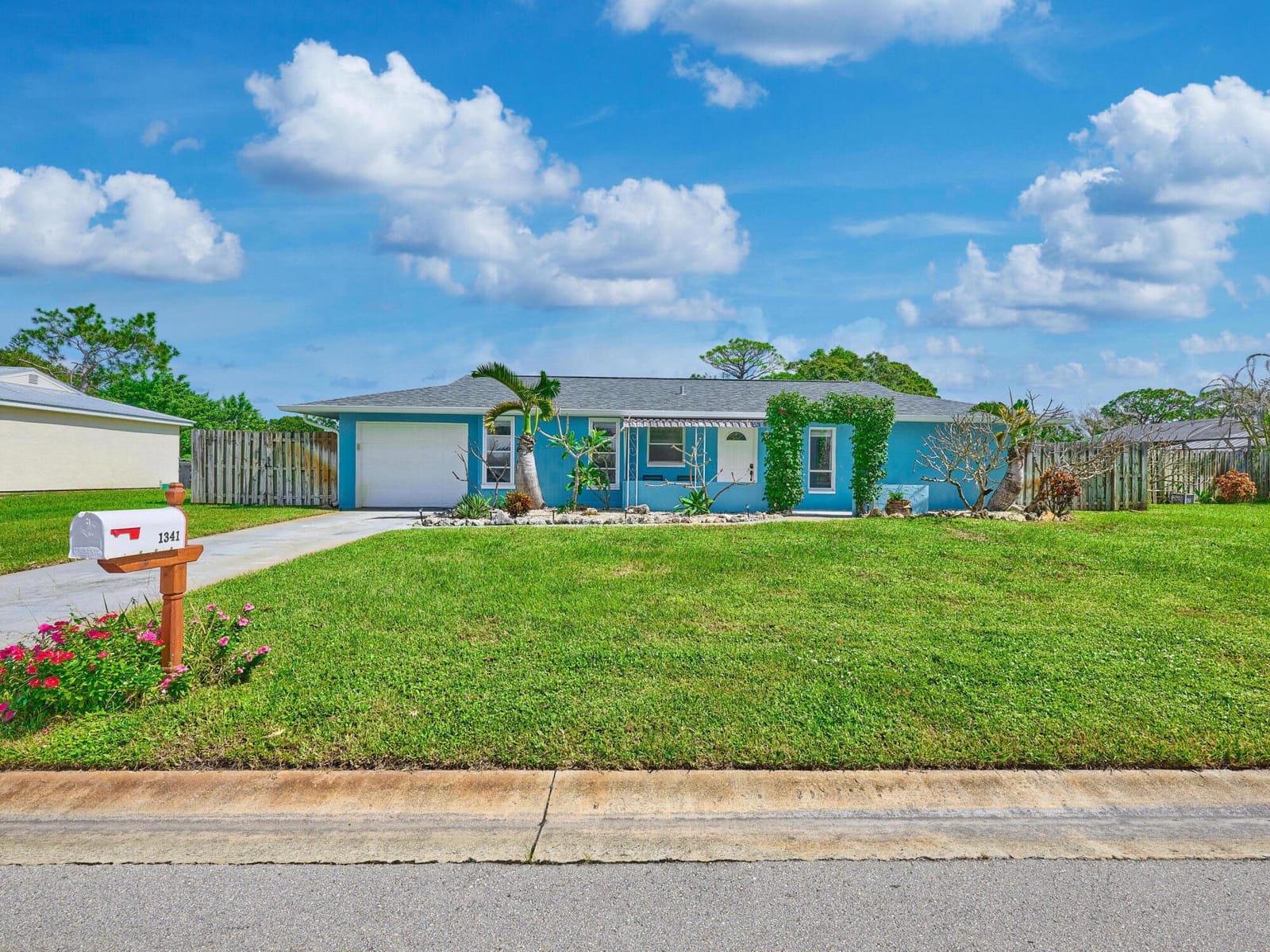 1341 SE MOHAVE Street, Port St. Lucie, FL 34952 photo 3