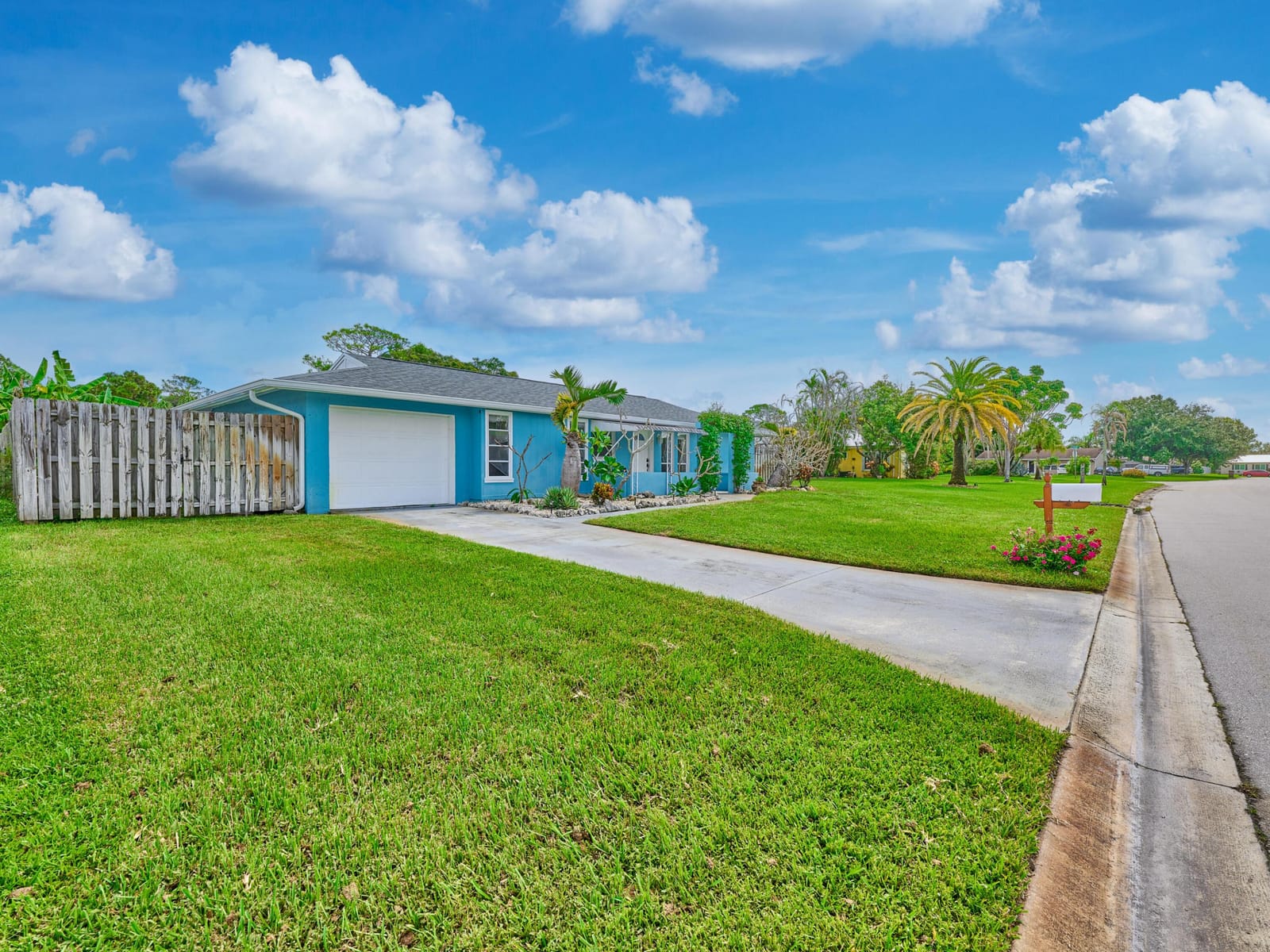 1341 SE MOHAVE Street, Port St. Lucie, FL 34952 photo 5