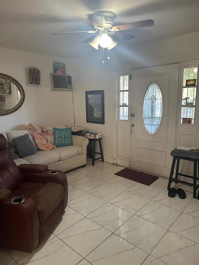 3425 NW 14th Avenue, Miami, FL 33142
