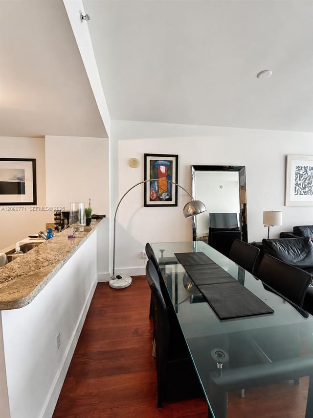 601 NE 36th Street 3105, Miami, FL 33137