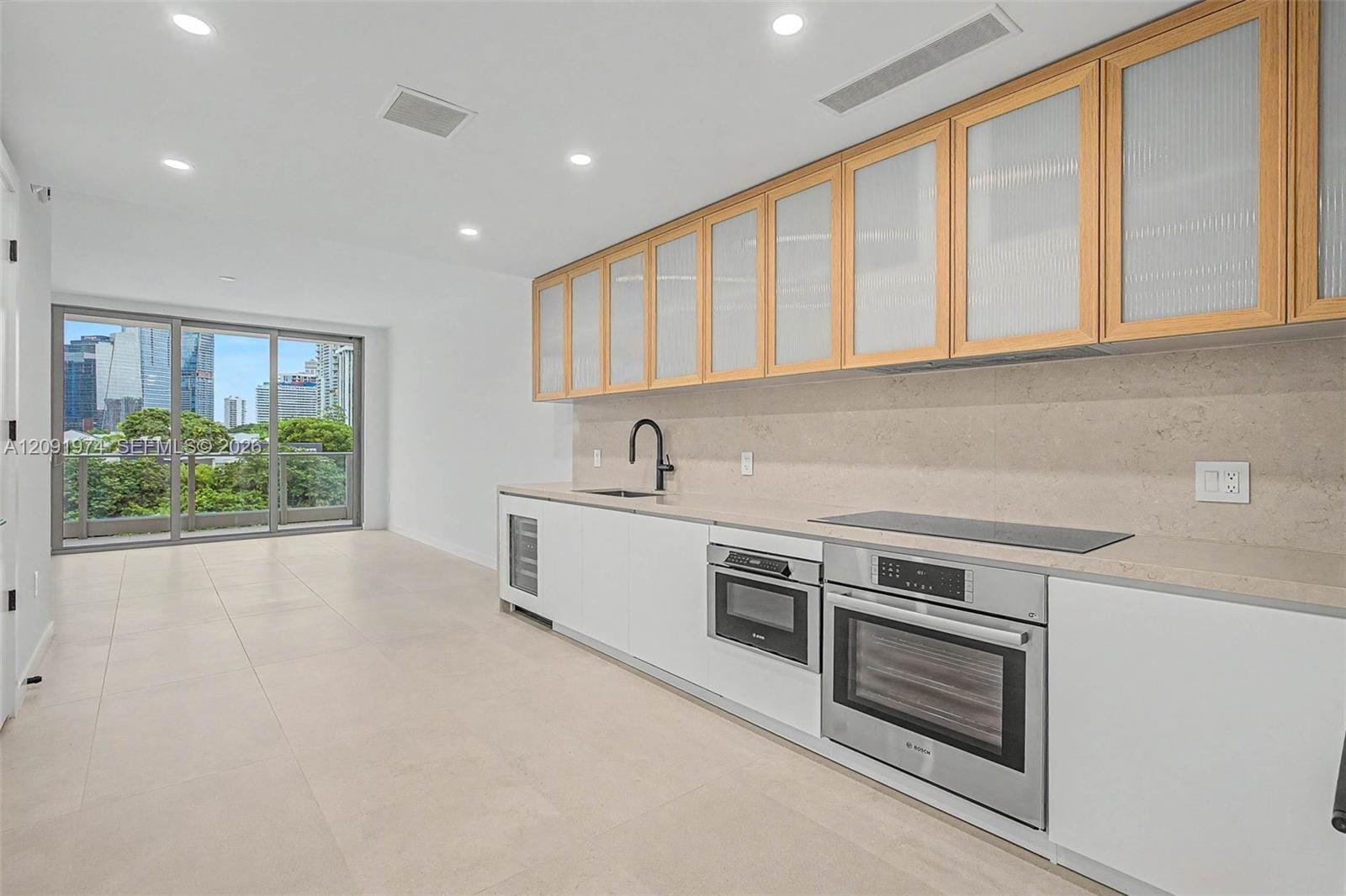 2200 Brickell Avenue 406 — photo 3