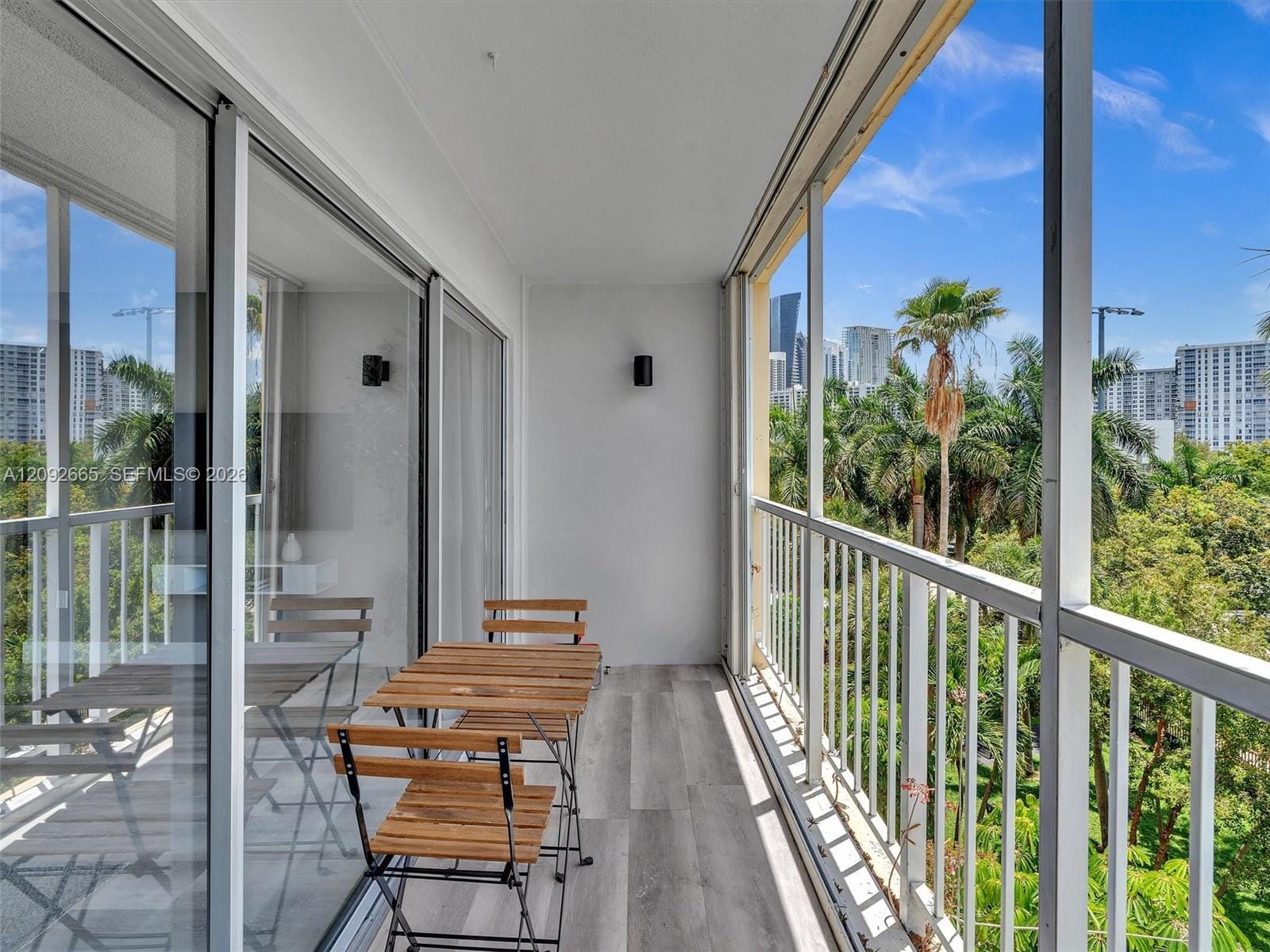 200 178th Drive 510 — photo 10