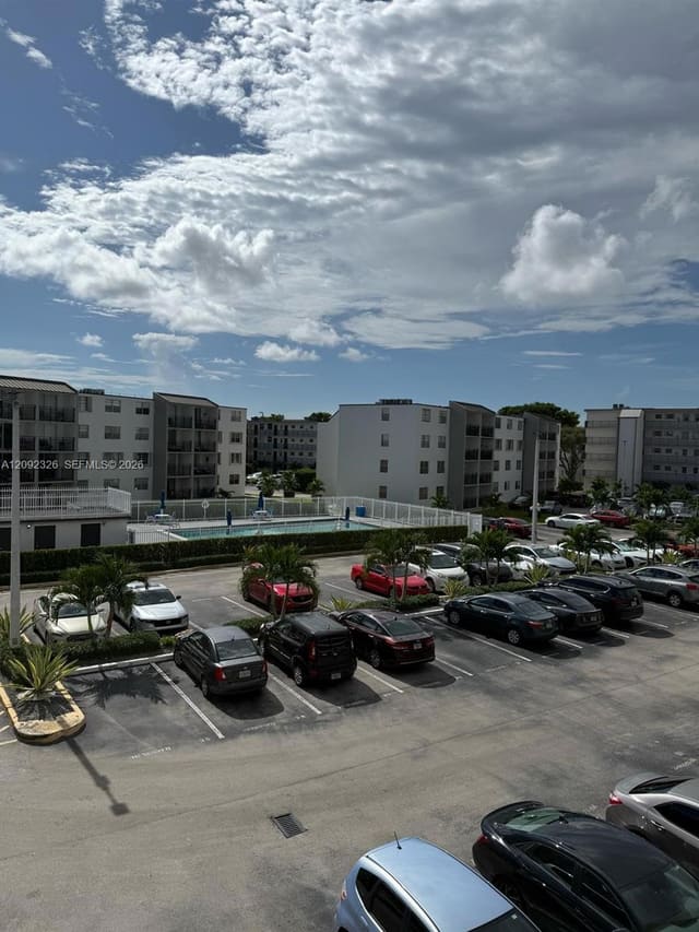 14180 SW 84th Street 304-G, Miami, FL 33183