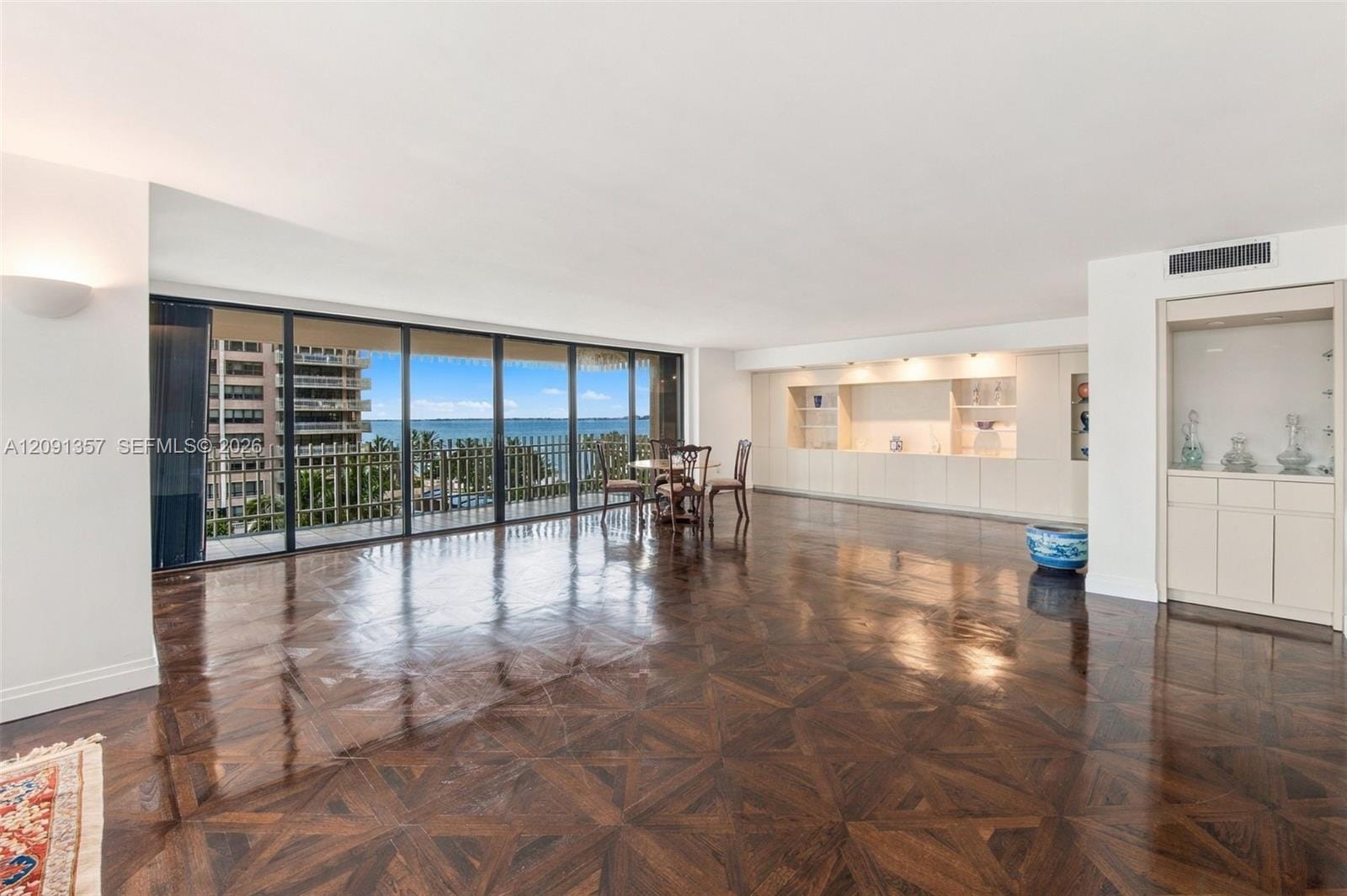 2 Grove Isle Drive B609 — photo 8