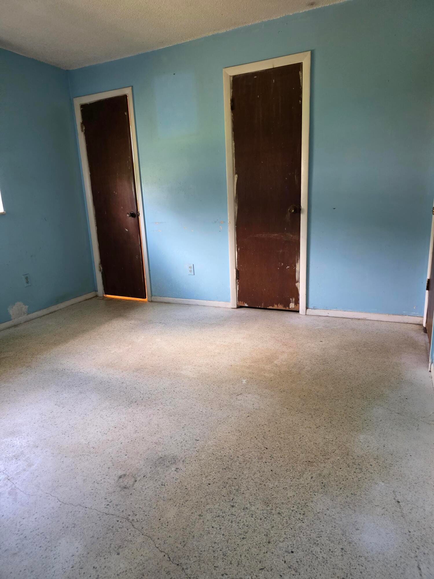 2906 Anderson Drive — photo 7
