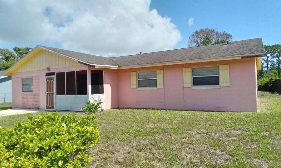 2906 Anderson Drive