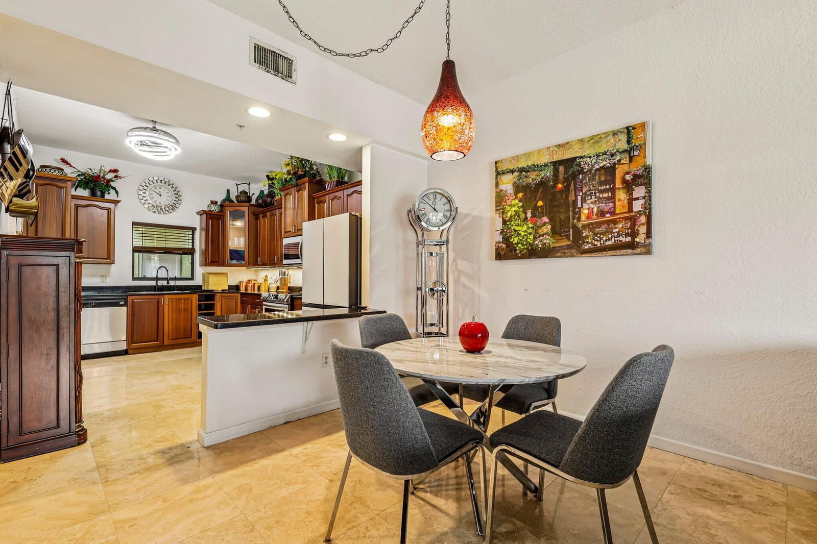 1620 Presidential Way 310 — photo 5