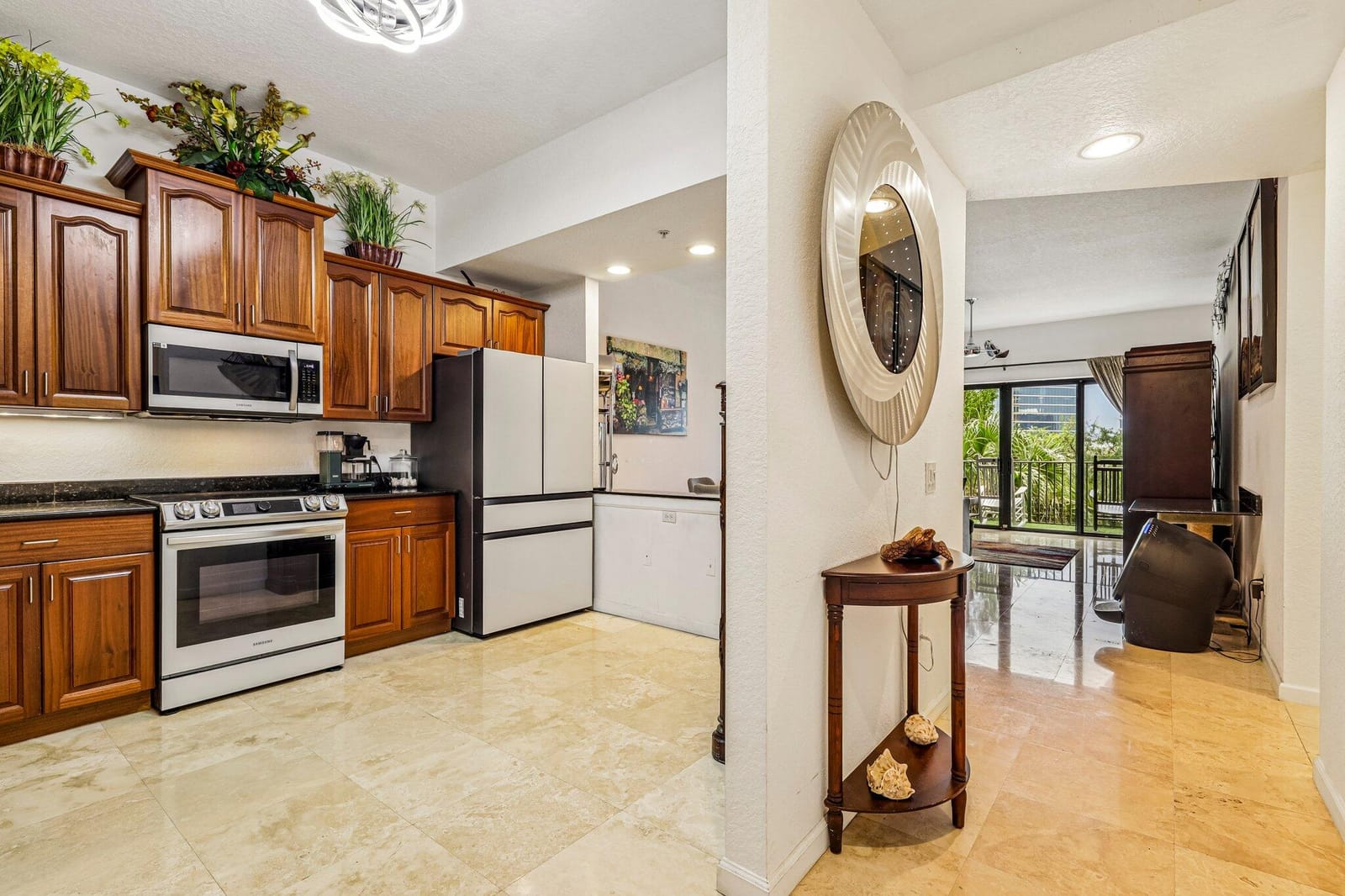 1620 Presidential Way 310 — photo 10